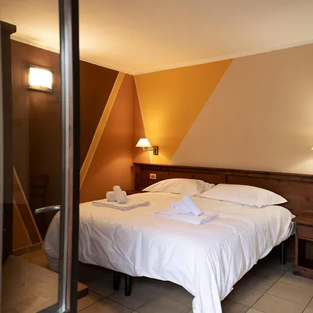 فندق Seggiovia بونتيشيانالي